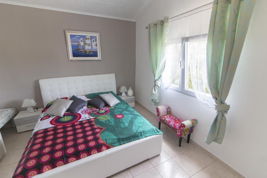 Holiday House Rusticana Sali, Dugi Otok Near Np Kornati Eksteriør billede