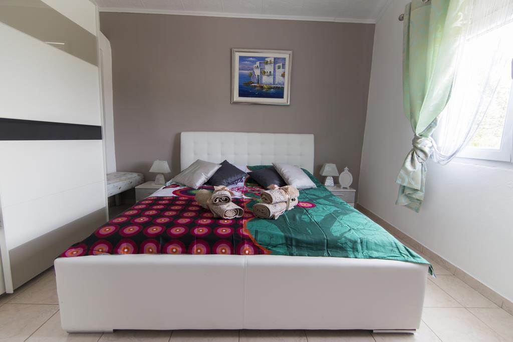 Holiday House Rusticana Sali, Dugi Otok Near Np Kornati Eksteriør billede