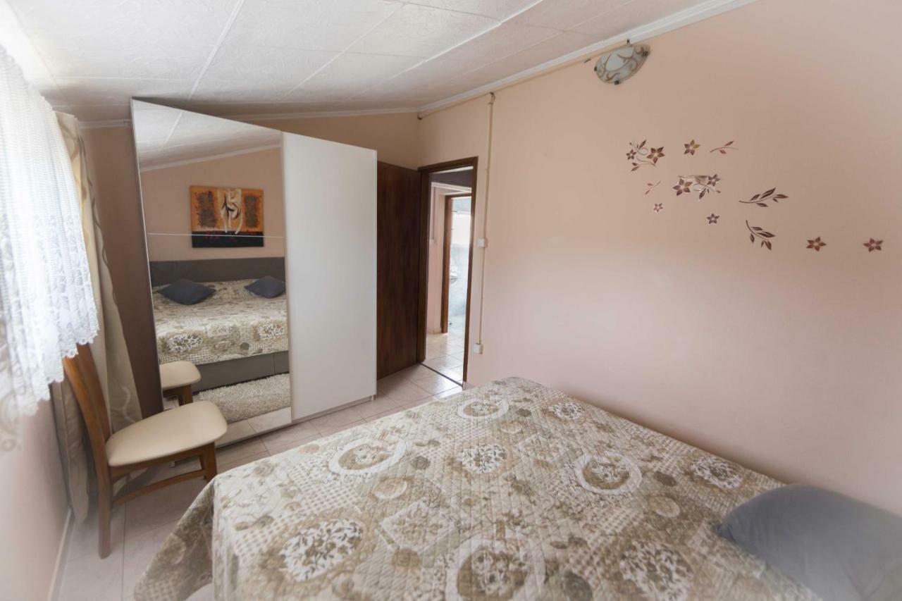 Holiday House Rusticana Sali, Dugi Otok Near Np Kornati Eksteriør billede